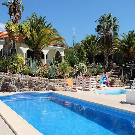 De Maria Villa Guia de Isora (Tenerife)